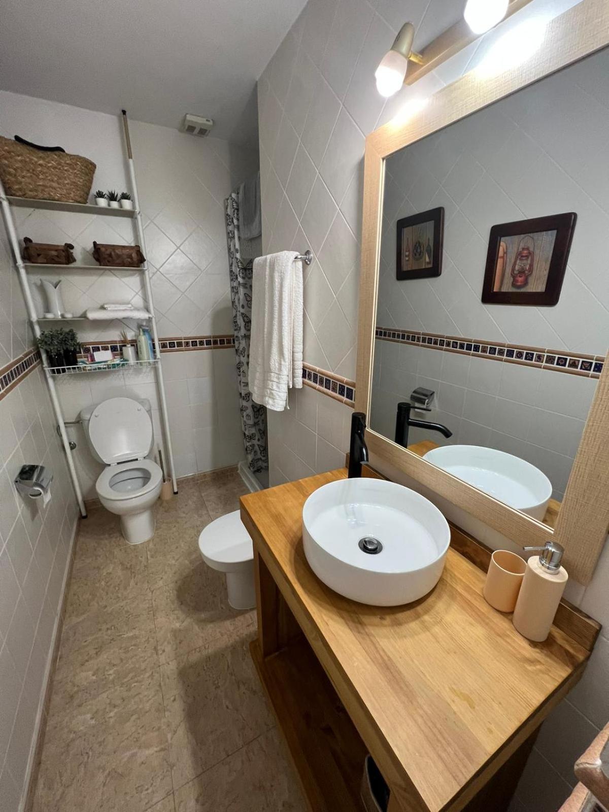 Apartamento Con Piscina - Tossa - Magnificas Vistas Al Mar Girona Eksteriør billede