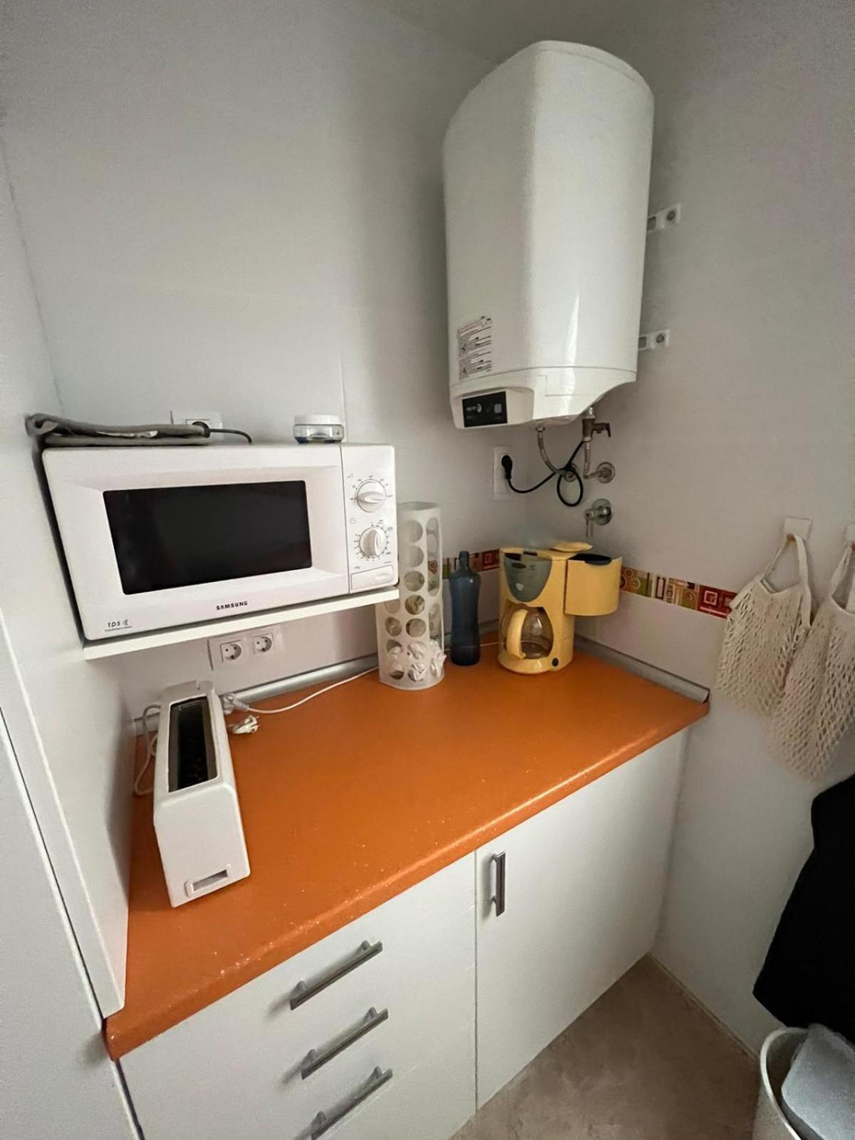 Apartamento Con Piscina - Tossa - Magnificas Vistas Al Mar Girona Eksteriør billede
