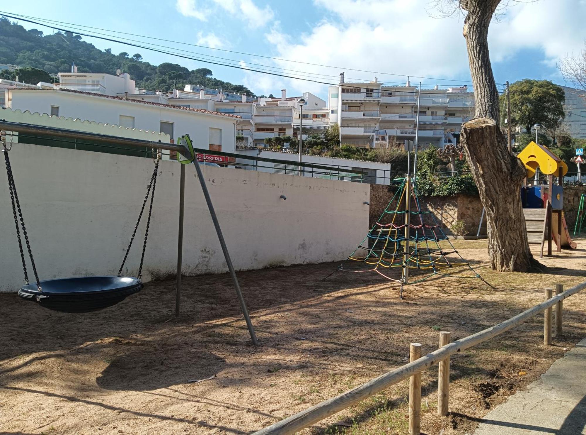 Apartamento Con Piscina - Tossa - Magnificas Vistas Al Mar Girona Eksteriør billede