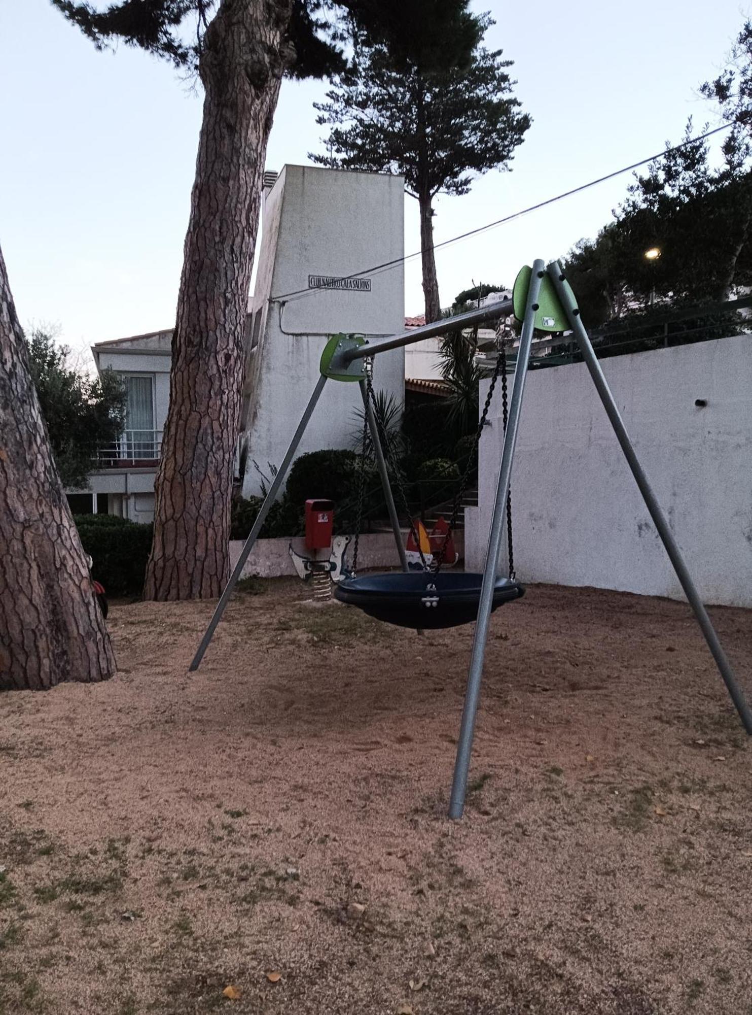 Apartamento Con Piscina - Tossa - Magnificas Vistas Al Mar Girona Eksteriør billede